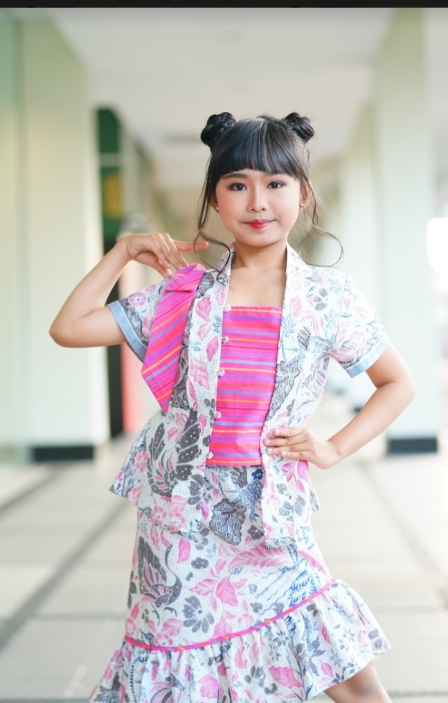 Setelan Kutubaru 3 Negri